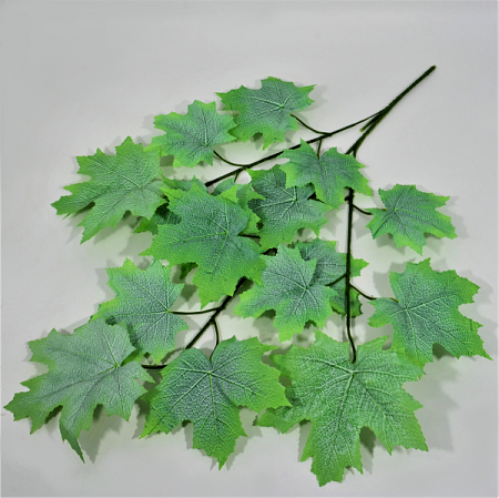 Листья кленовые на ветке h65см ткань зелёные (1шт)
