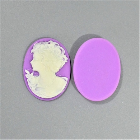 Камея с дамой 36х26мм пластик овальная светло-фиолетовый (10шт)