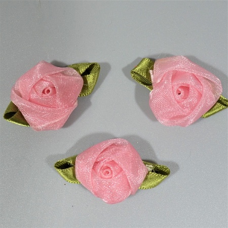 Роза с листиком 3х1,8см лента органза пурпурно-розовая (30шт)