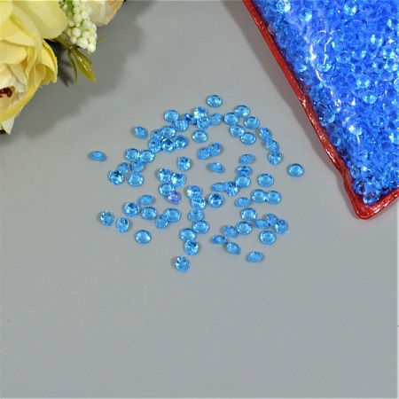 Алмазы 0,5ммх0,5мм 500г мелкие пластик голубой