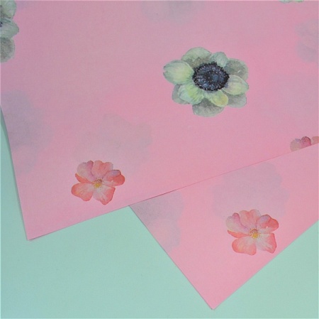 Бумага для упаковки 60х60см розовый (20шт)