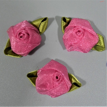 Роза с листиком 3х1,8см лента органза красно-фиолетовая (30шт)