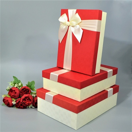 Набор коробок 3 в1 картон прямоугольный с бантом красно-белый